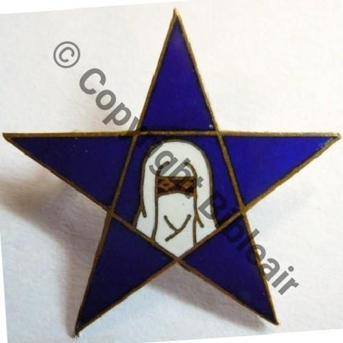 553  1eDRILLE F.553 GB.1.63  A.AUGIS LYON 1Li 2 anneaux blancs Dos lisse Dore Src.leberetvert 168Eur10.12 